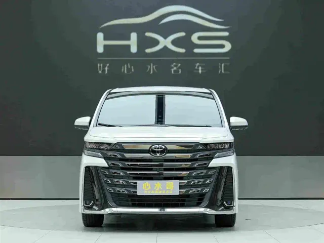 Toyota Vellfire — Фото автомобиля 2