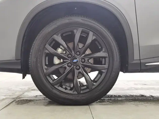 Changan X5 Plus — Фото автомобиля 17