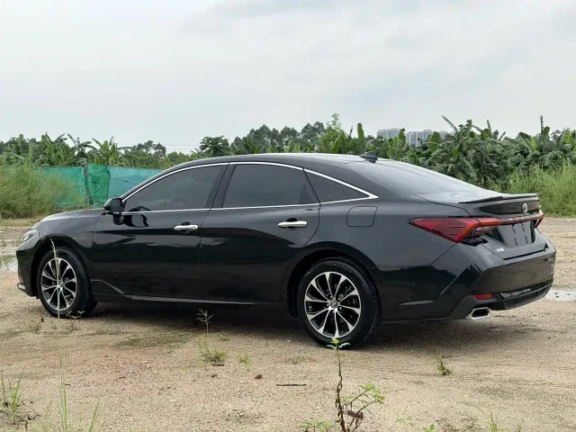 Toyota Avalon — Фото автомобиля 15
