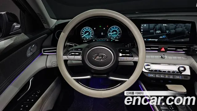 Hyundai Avante CN7 — Фото автомобиля 19
