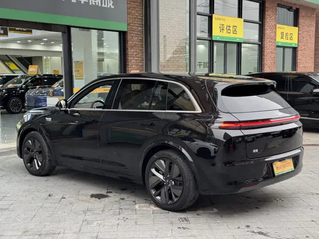 Li Auto L7 — Фото автомобиля 6