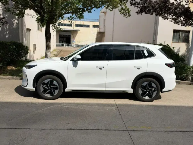 Geely Galaxy E5 — Фото автомобиля 3