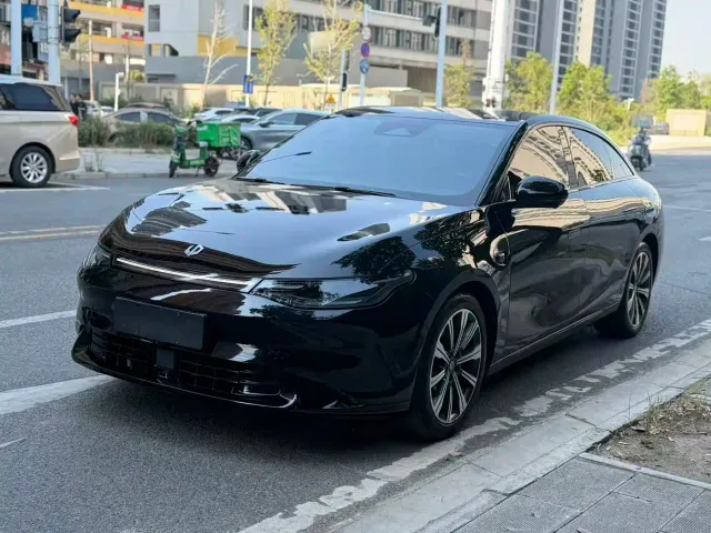 Фотография автомобиля — Leapmotor C01