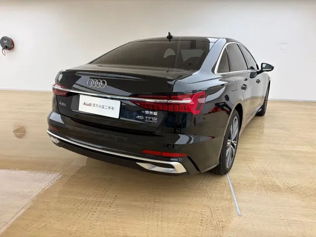 Audi A6L — Фото автомобиля 5