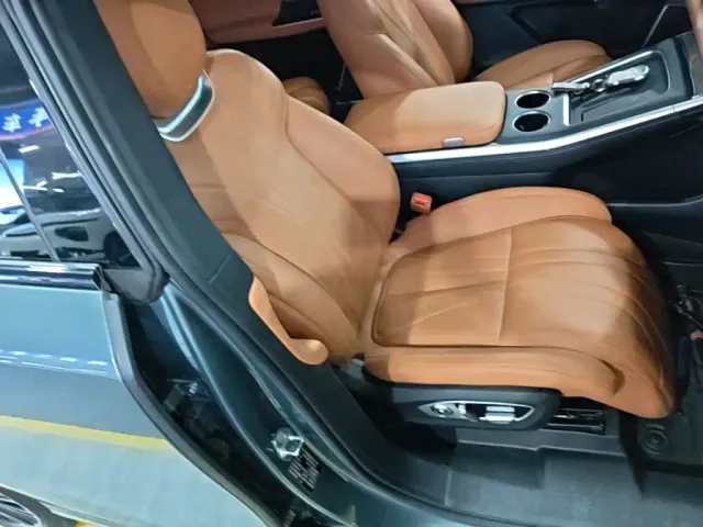 Xpeng G9 — Фото автомобиля 24