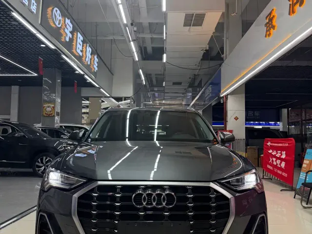 Audi Q3 — Фото автомобиля 2