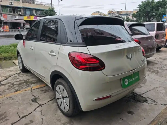 Wuling Bingo — Фото автомобиля 4