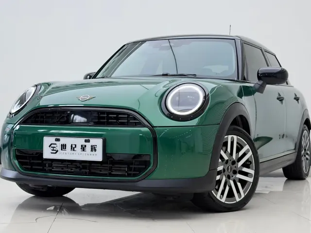 MINI Hatch — Фото автомобиля 2