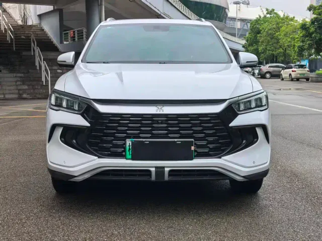 BYD Song Pro — Фото автомобиля 2