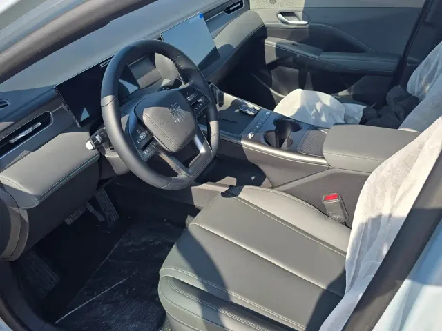 BYD Qin PLUS — Фото автомобиля 4