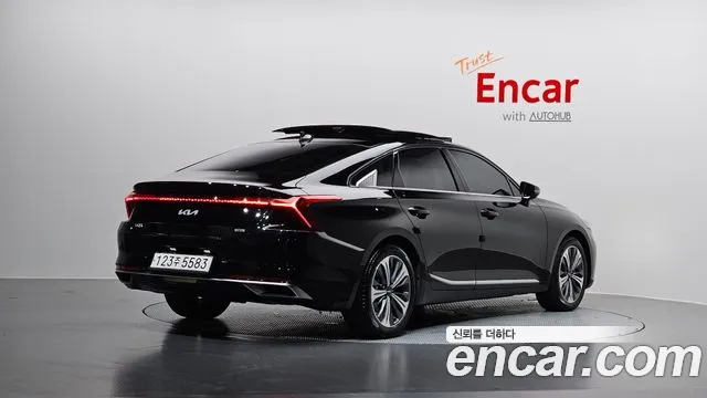 Kia K8 Signature — Фото автомобиля 2
