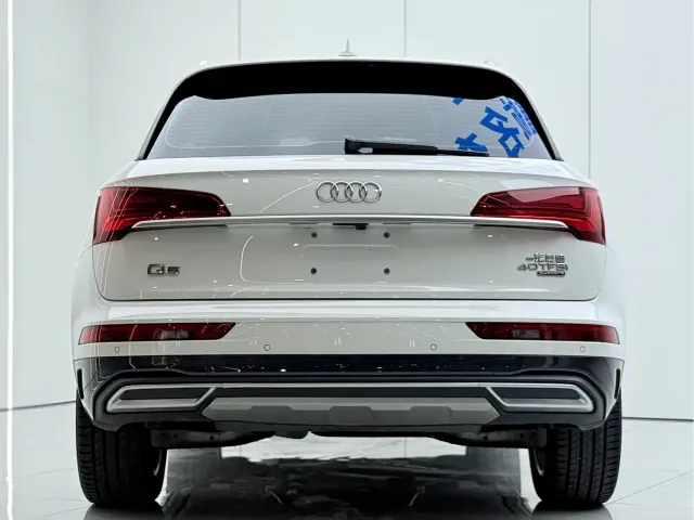Audi Q5L — Фото автомобиля 15