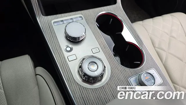 Genesis GV80 — Фото автомобиля 9