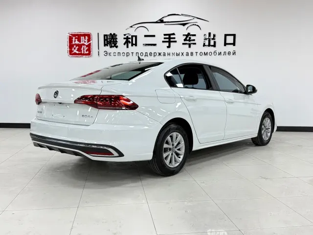 Volkswagen Bora — Фото автомобиля 6