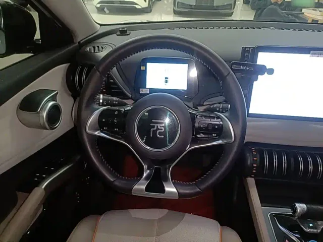 BYD Yuan PLUS — Фото автомобиля 10