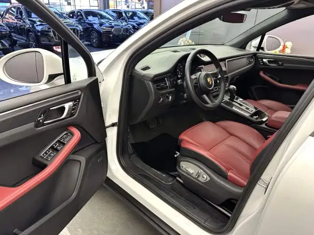 Porsche Macan — Фото автомобиля 5