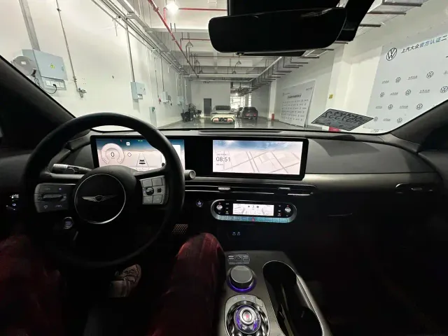 Genesis GV60 — Фото автомобиля 8