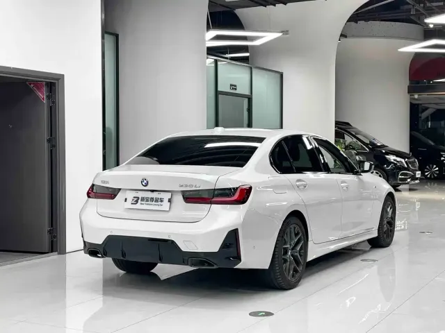 BMW 3 Series — Фото автомобиля 13