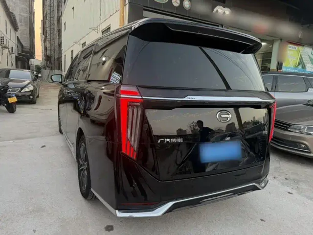 GAC Trumpchi M8 — Фото автомобиля 9