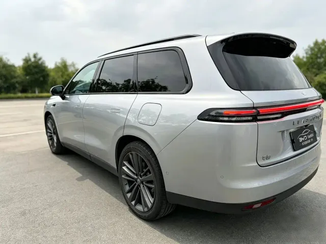 Leapmotor C16 — Фото автомобиля 12