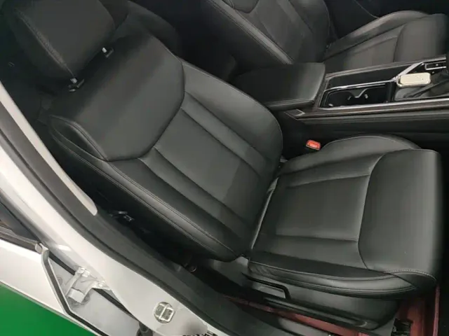 Wuling Jiachen — Фото автомобиля 24