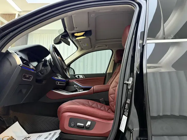 BMW X5 — Фото автомобиля 4