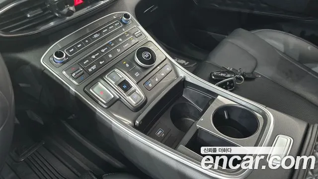 Hyundai Santa Fe Santa Fe (New) — Фото автомобиля 11