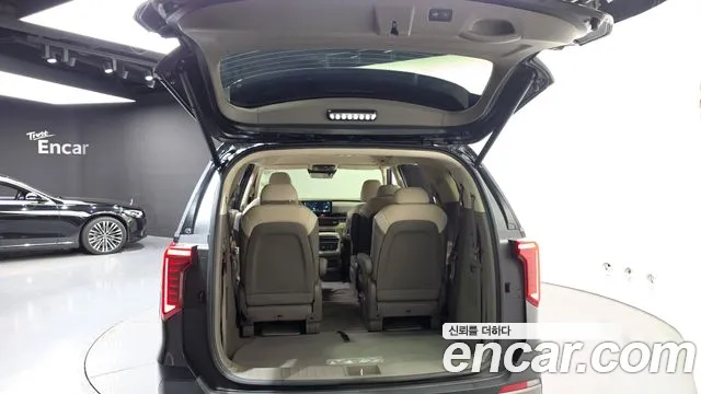 Kia Carnival 4th Gen — Фото автомобиля 26