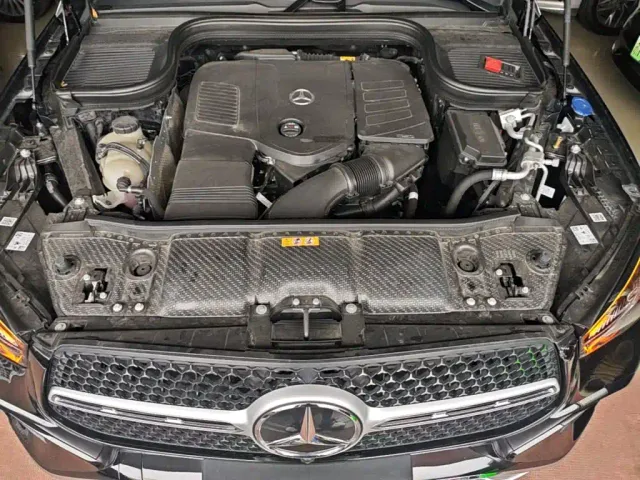 Mercedes-Benz GLE-Class — Фото автомобиля 16