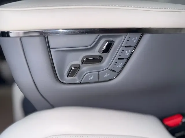 ZEEKR Zeekr 009 2024 7-Seat Aisle AWD Version 108kWh — Фото автомобиля 17