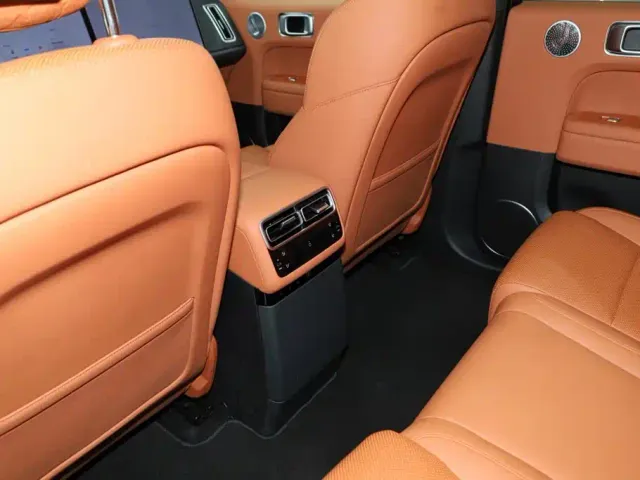 Li Auto L6 — Фото автомобиля 27