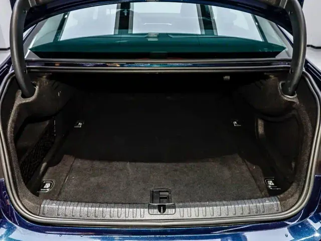 Audi A7L — Фото автомобиля 23