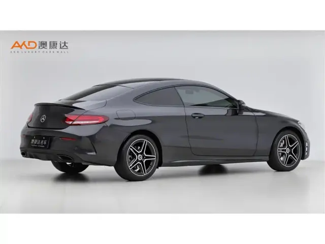 Mercedes-Benz C-Class — Фото автомобиля 3