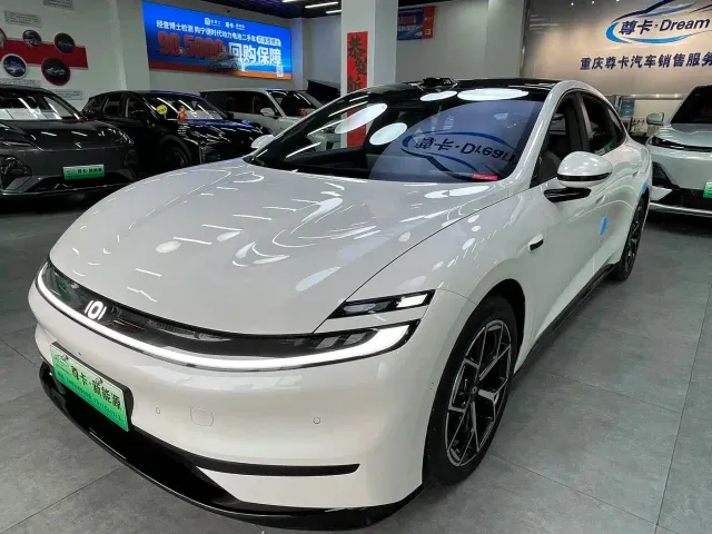 Фотография автомобиля — Changan Qiyuan A06