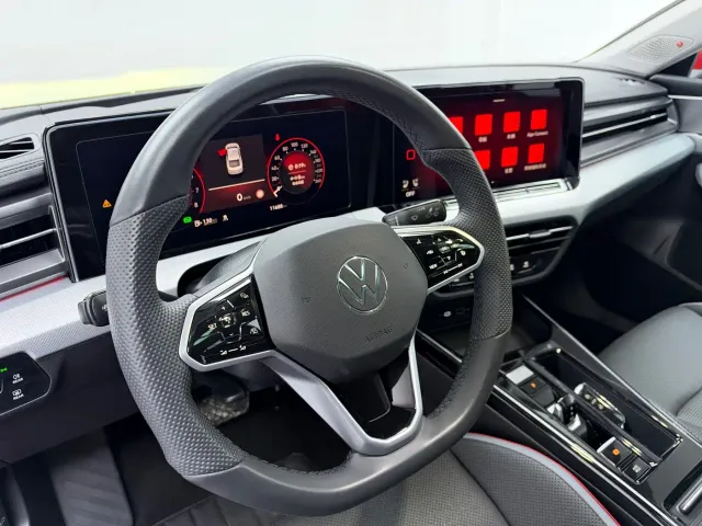 Volkswagen Lamando — Фото автомобиля 8