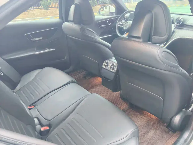Mercedes-Benz C-Class — Фото автомобиля 8