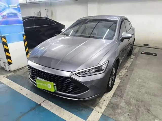 Фотография автомобиля — BYD Qin PLUS