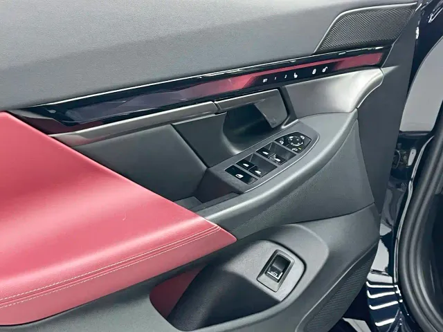 BMW i5 — Фото автомобиля 15