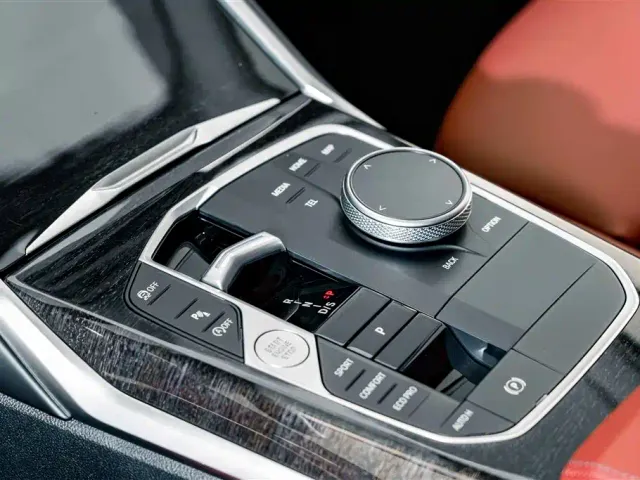 BMW 3 Series — Фото автомобиля 14