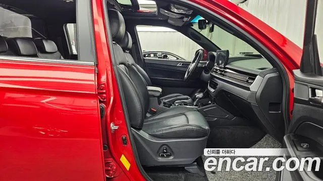 KG_Mobility_Ssangyong Rexton Новый Rexton Sport Khan Дизель 2.2 4WD — Фото автомобиля 11