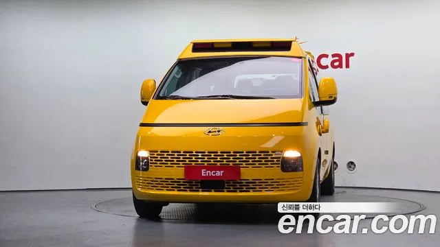 Hyundai Staria — Фото автомобиля 3