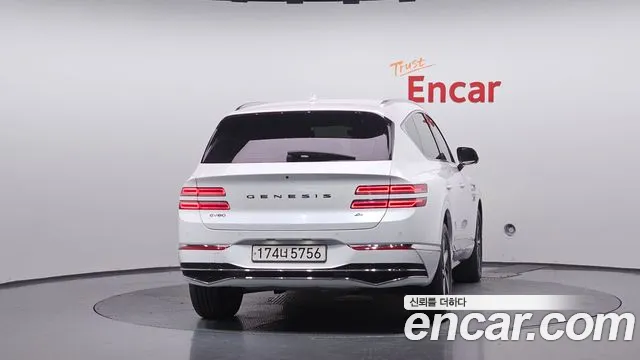 Genesis GV80 — Фото автомобиля 4