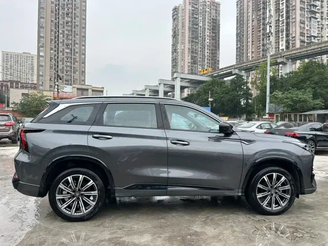 Changan CS75 Plus — Фото автомобиля 6