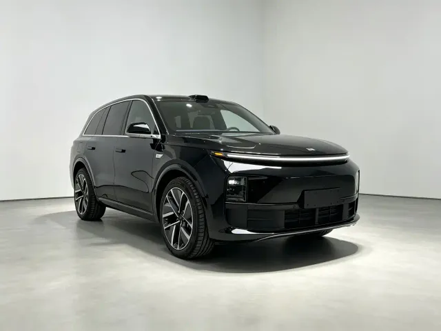 Li Auto L6 — Фото автомобиля 3