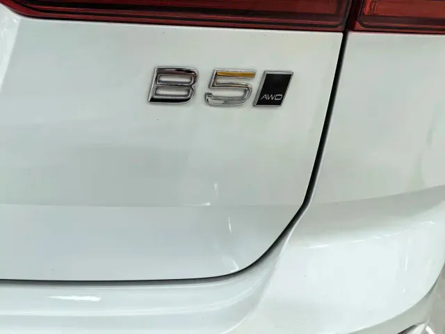Volvo XC60 — Фото автомобиля 14