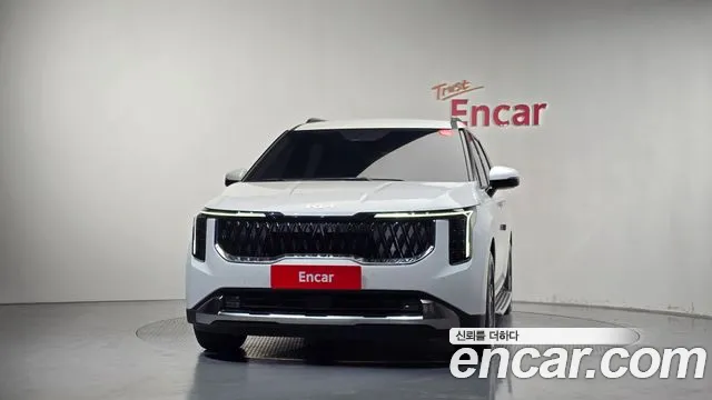 Kia Canival — Фото автомобиля 3
