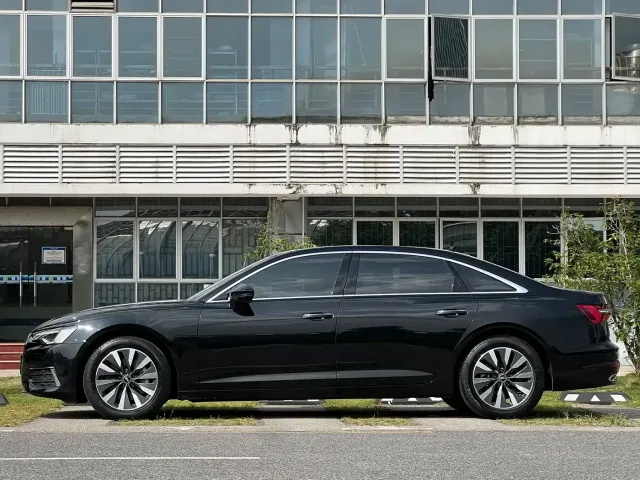 Audi Audi A6L 2022 45 TFSI Premium Elegance — Фото автомобиля 7