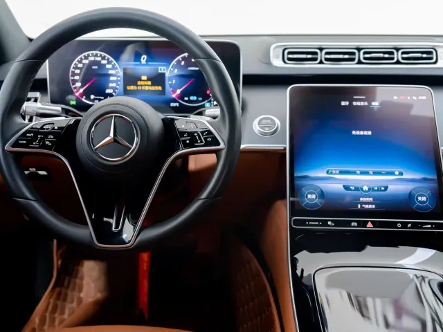 Mercedes-Benz S-Class — Фото автомобиля 8