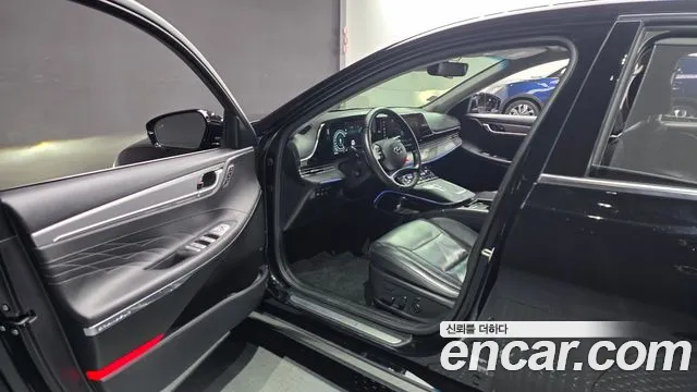 Hyundai Grandeur New — Фото автомобиля 10