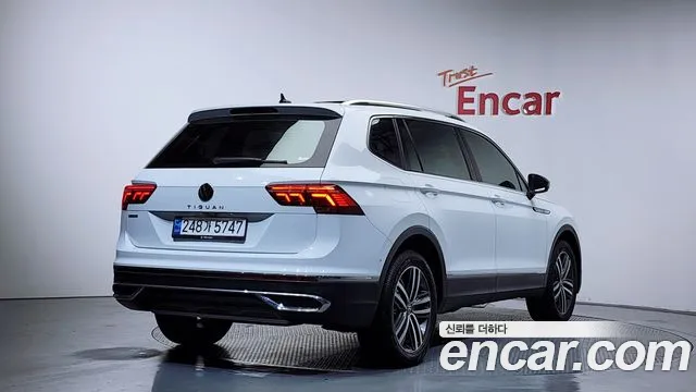 Volkswagen Tiguan — Фото автомобиля 2